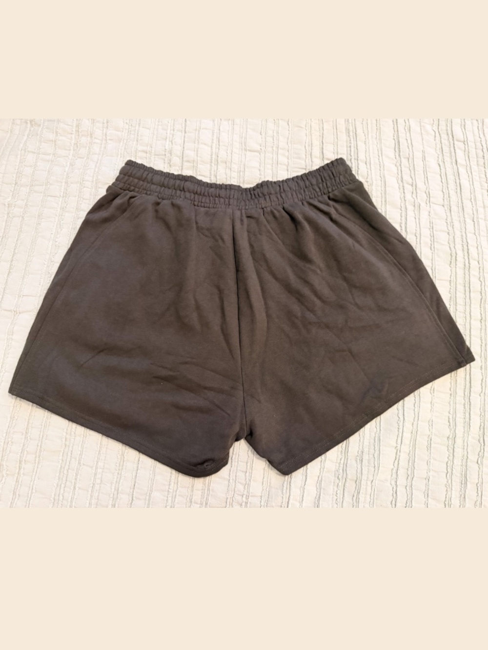 NWT Gymshark Training Fleece Short | Deep Olive Green | Drawstring | Size L - Picture 3 of 9